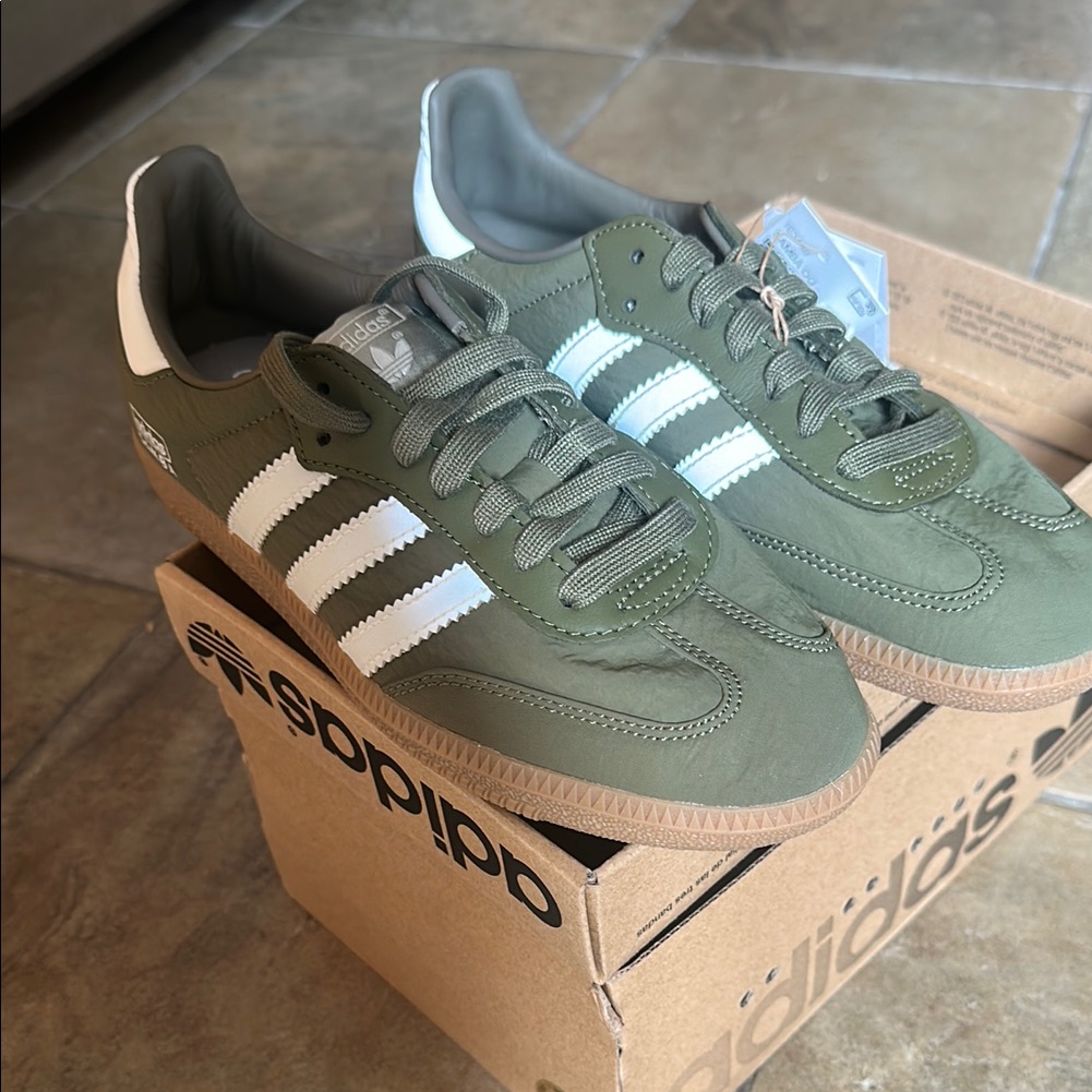 Adidas Samba Reflective Pack - Focused Olive" Mens Sizing